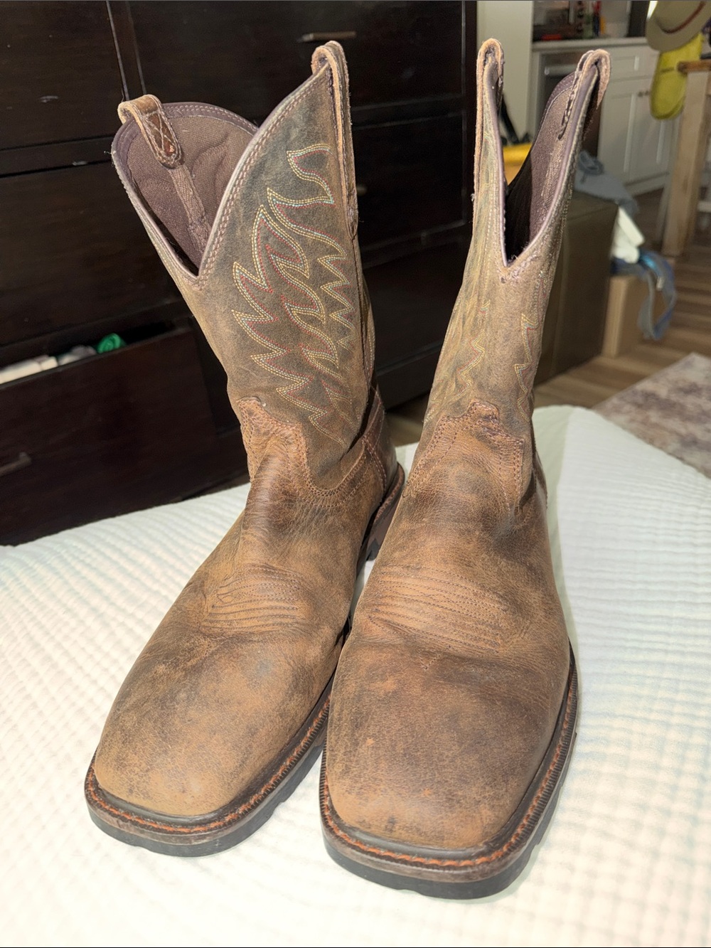 Ariat Brown Distressed Leather Western Pull-On Boots